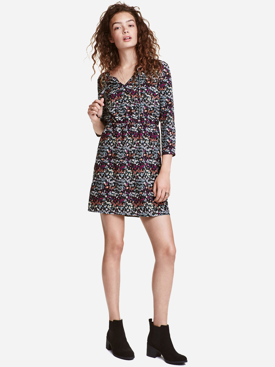 

Платье H&M 0418732_02 34 Черное с разноцветным