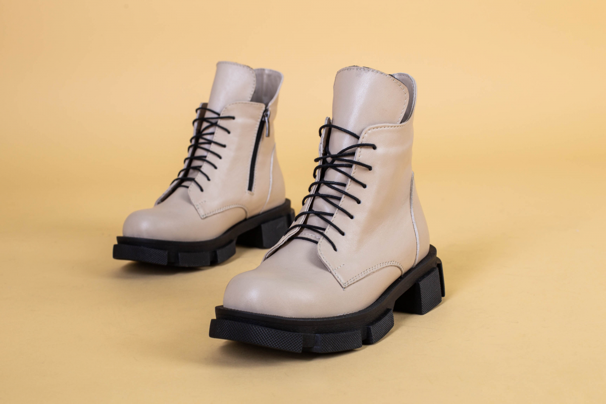

Черевики жіночі шкіряні демісезонні LuxuryShoes 5550-3д /36 Бежеві