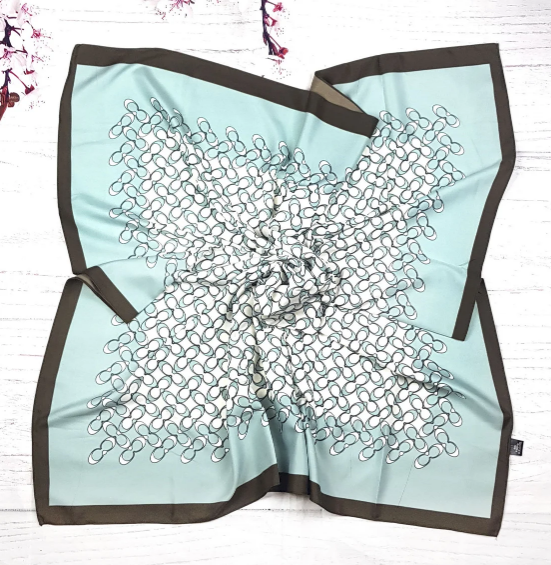 

Шелковый платок Даяна 90*90 см голубой