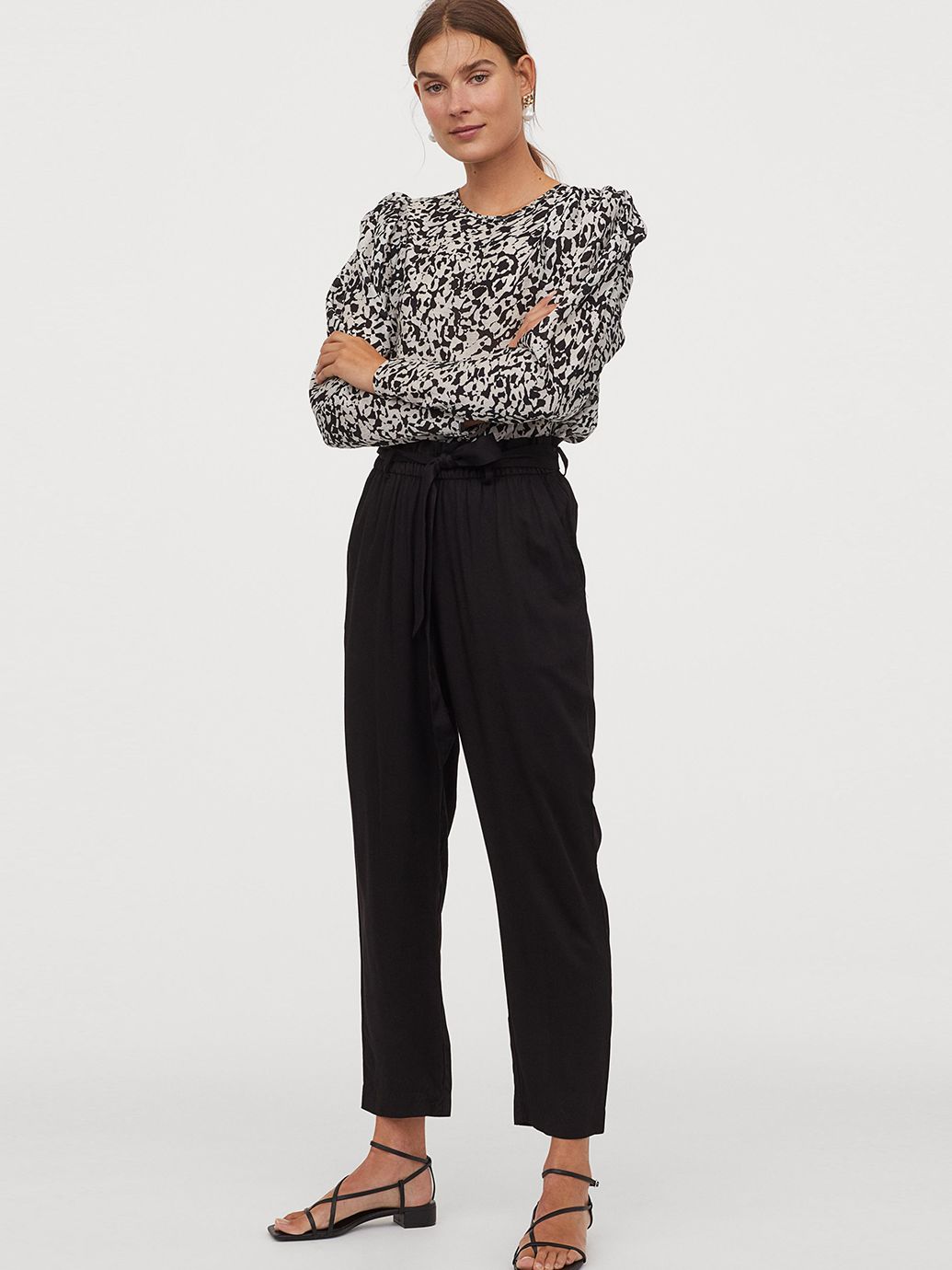 

Брюки H&M 0664319_черные 44 Черные