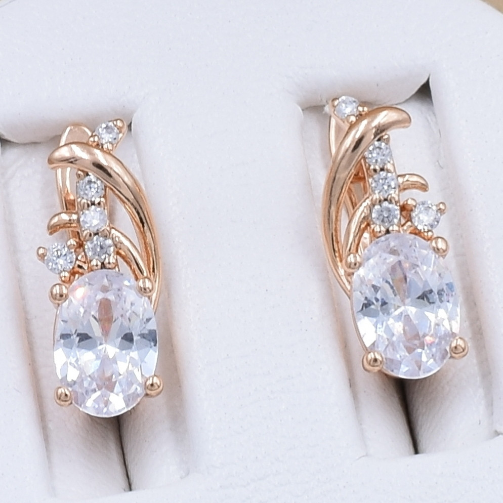 

Серьги Xuping 30466 размер 15х6 мм вес 2.2 г белые фианиты позолота 18К