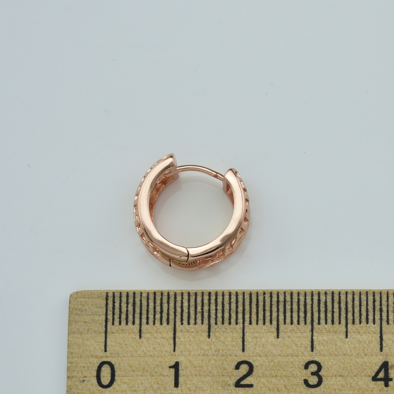 

Серьги Xuping 27956 размер 17х7 мм вес 3.8 г позолота РО