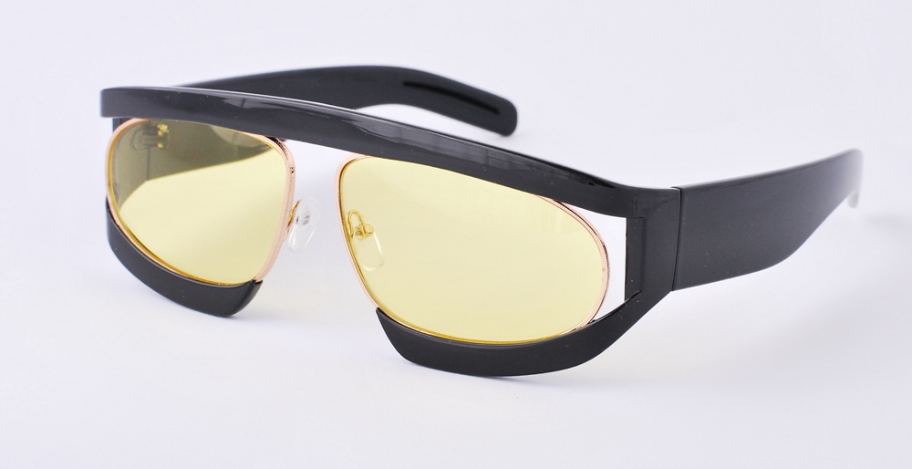 

Солнцезащитные очки 1506 black желтые