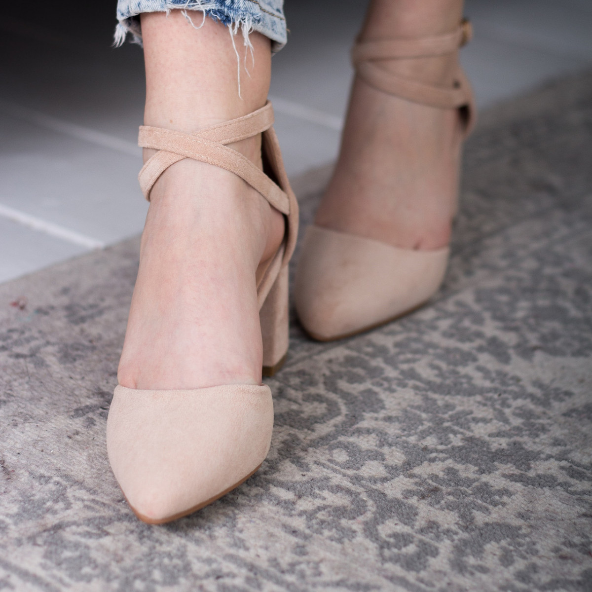 

Туфли женские на каблуках Fashion Nelly 1472 38 размер 24,5 см Бежевый