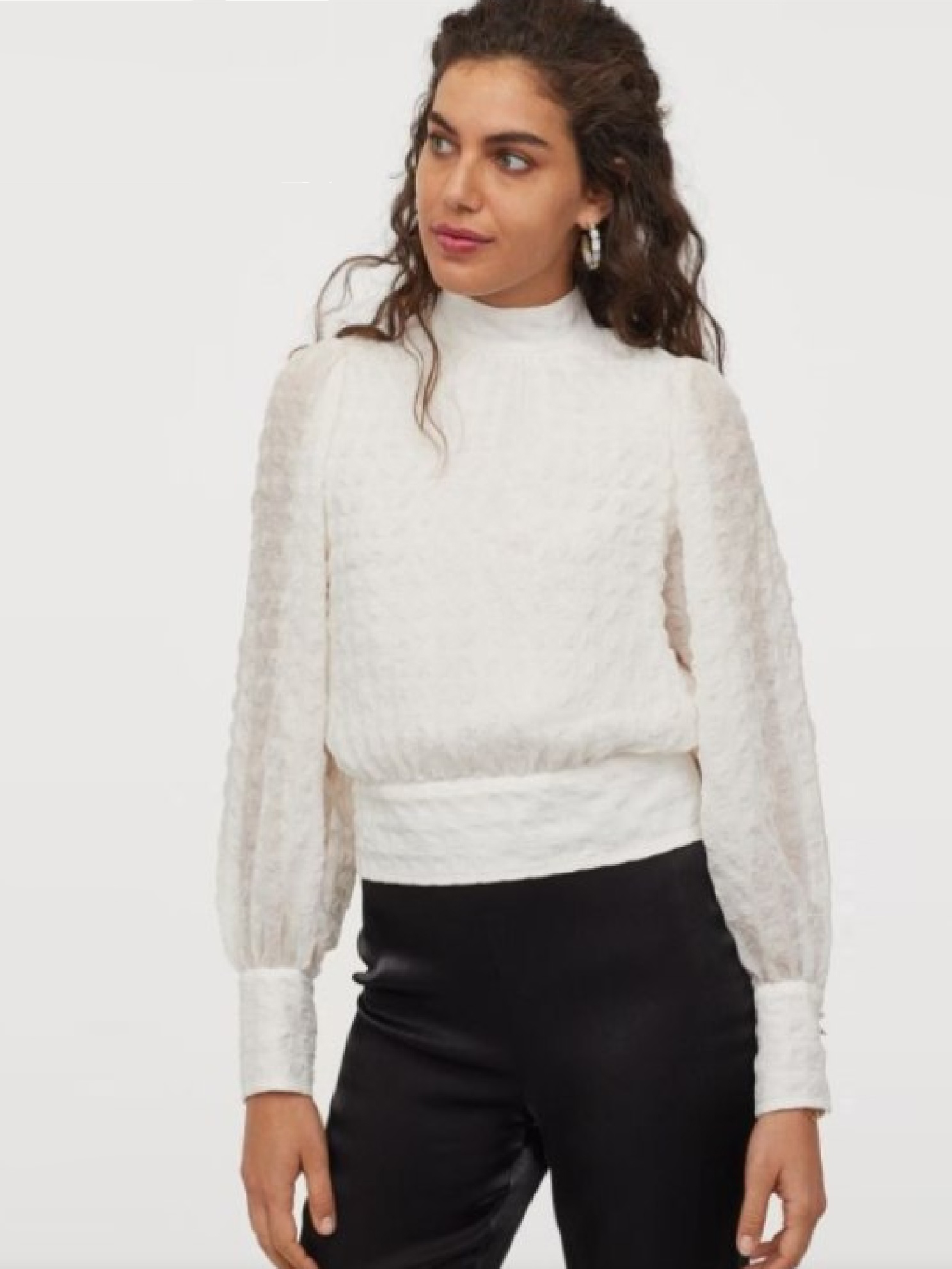 

Блузка H&M 0810632-0 38 Белая