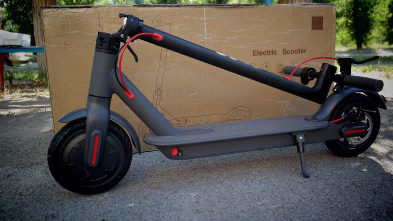 

Электросамокат премиум Best Scooter 8,5" черный