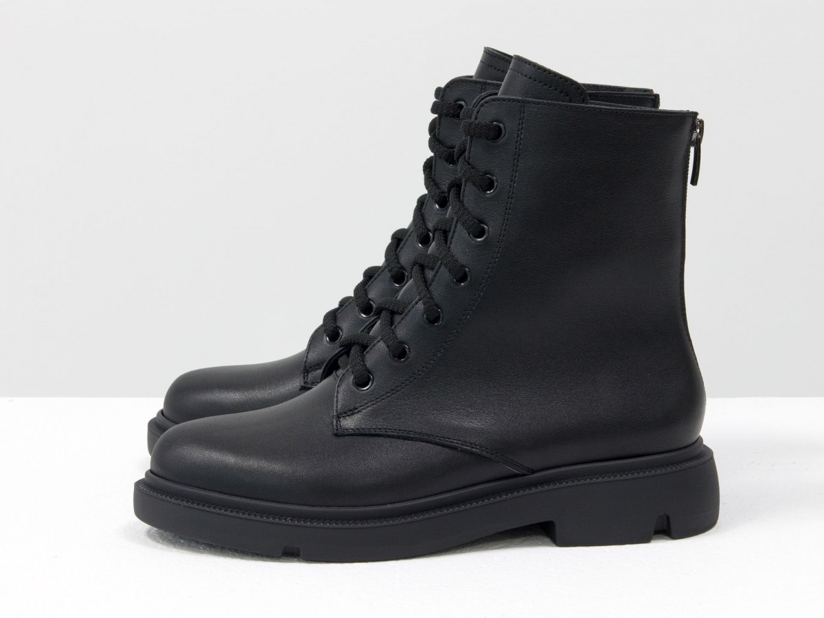 

Ботинки Gino Figini 20103 кожа 39 р ( 25 ,5 см ) черные