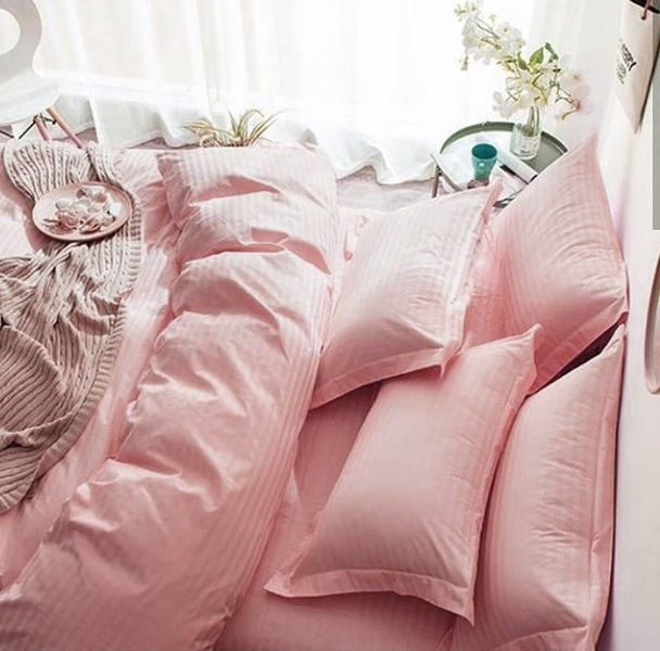 

Комплект постельного белья «Розовый» Страйп Сатин Rozovyi, Семейный комплект