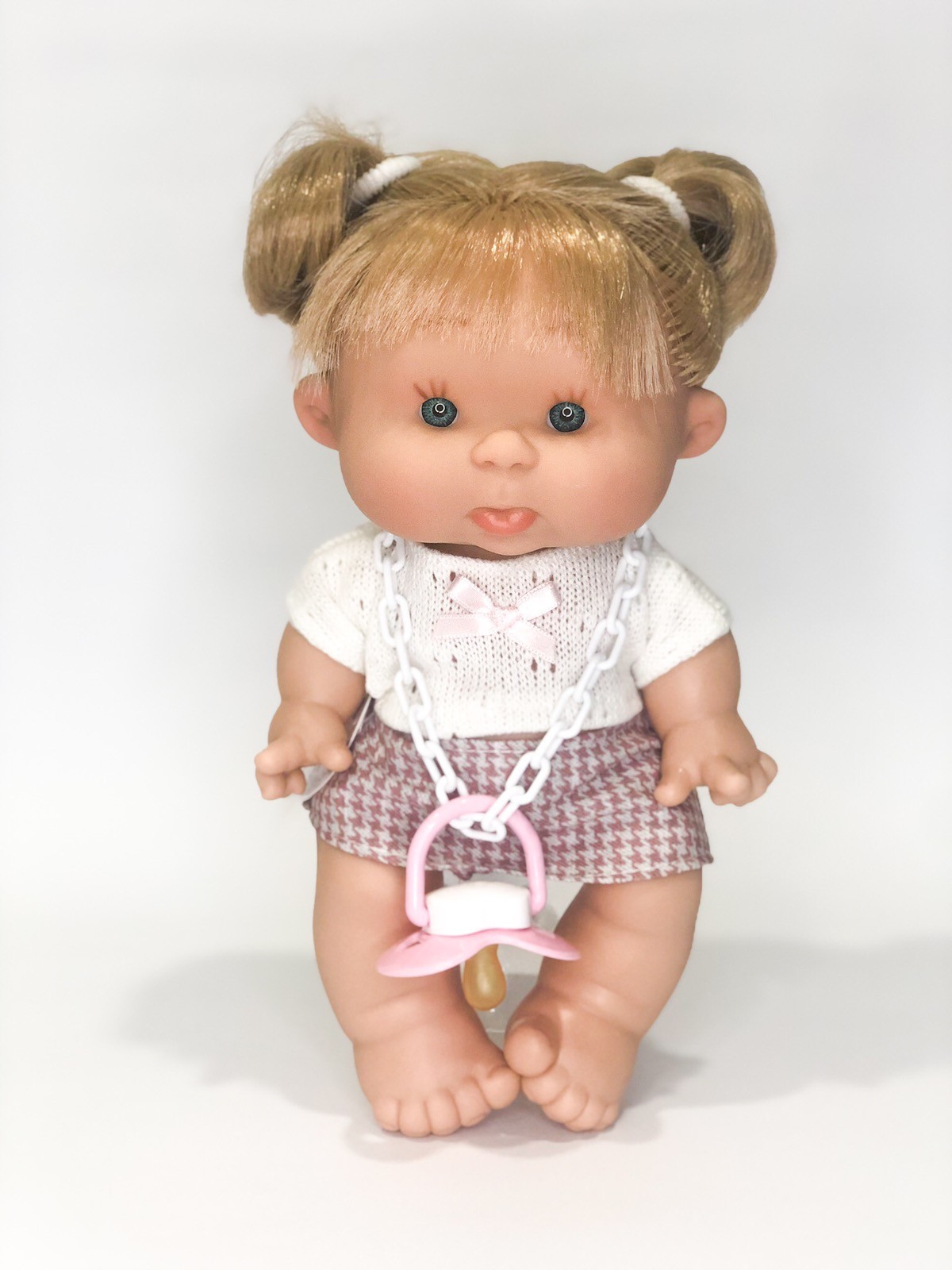 

Пупс ванильныйNines d'Onil М1013 26 см