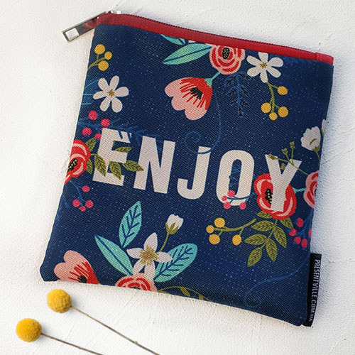 

Косметичка квадратная Basic Presentville Enjoy 16x16 см