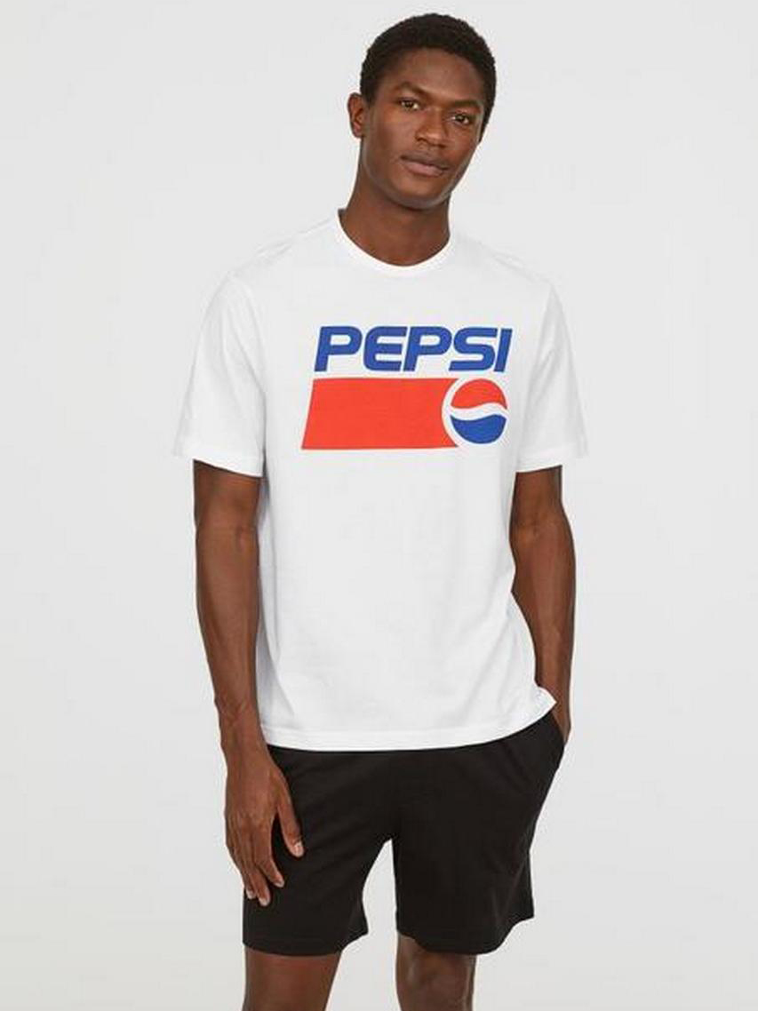 

Шорты H&M 0683124-8 XXL Черные