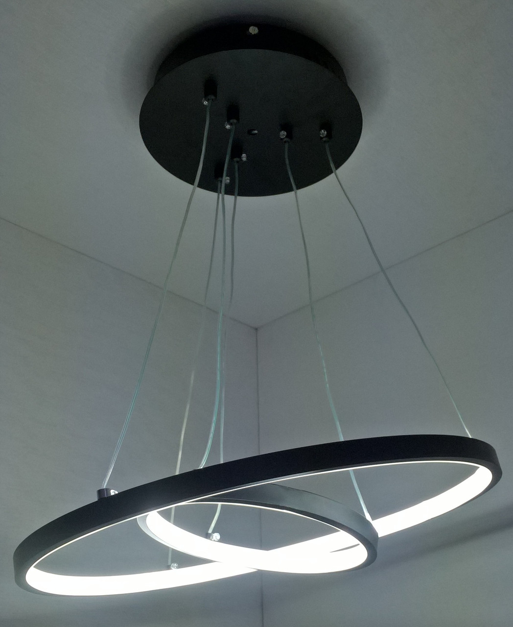 

Светодиодная потолочаня LED люстра 9079/2-(400+200)-bk Черный 23х40х40 см.