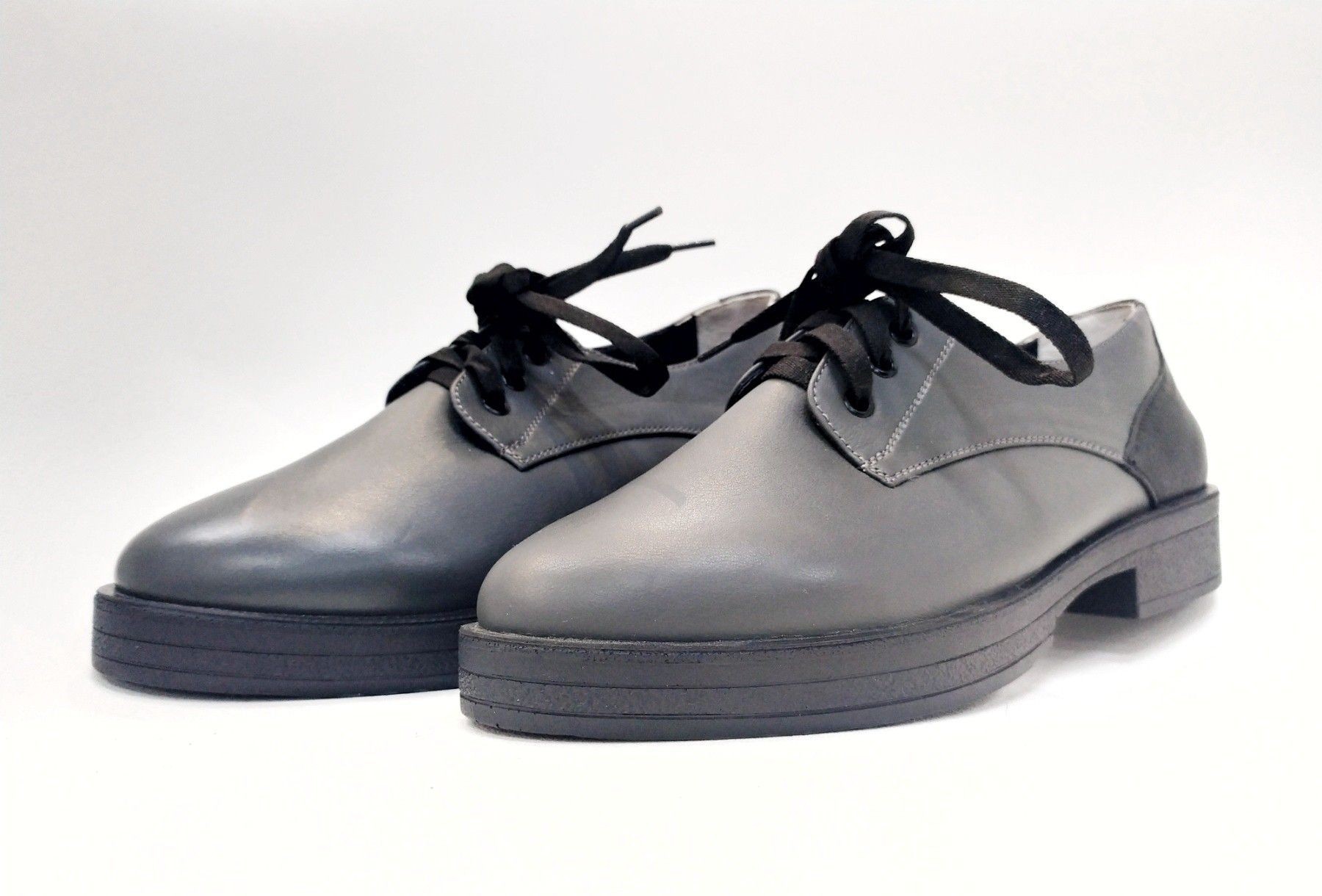 

Женские дерби Dostoevsky shoes Classic 39 (26 см) серые (112)