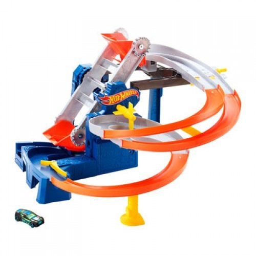 

Игровой набор Hot Wheels "Гонки на фабрике" (FDF28)