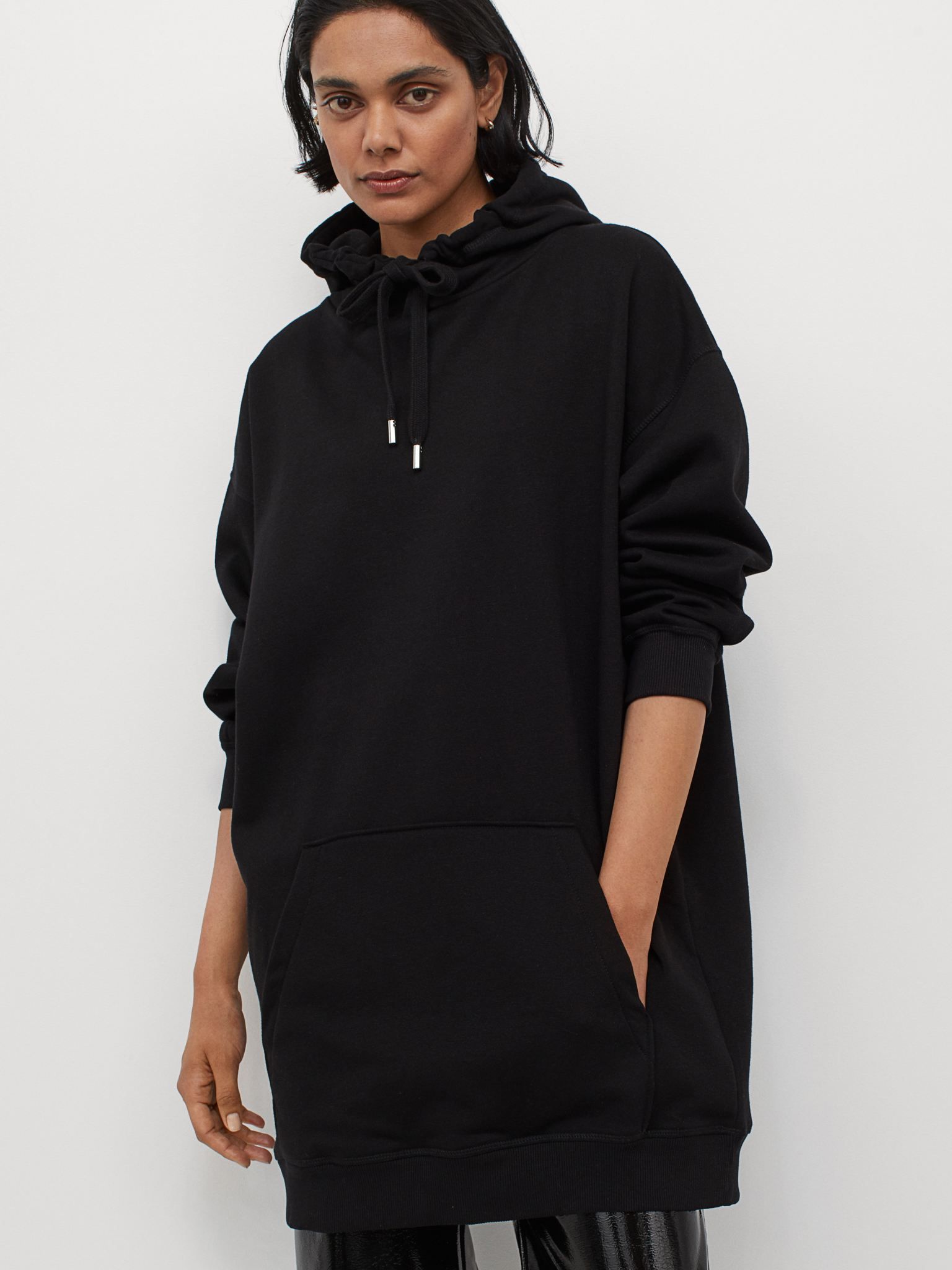 

Худи H&M 1702-9045452 S Черное