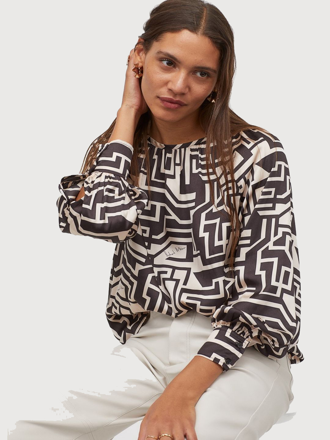 

Блузка H&M 0776507-0  Бежевая, Блузка H&M 0776507-0 34 Бежевая