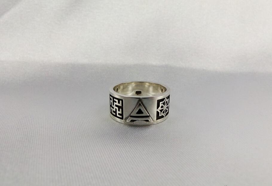 

Кольцо с руной и оберегами Maxi Silver 4951 SE, размер 16.5