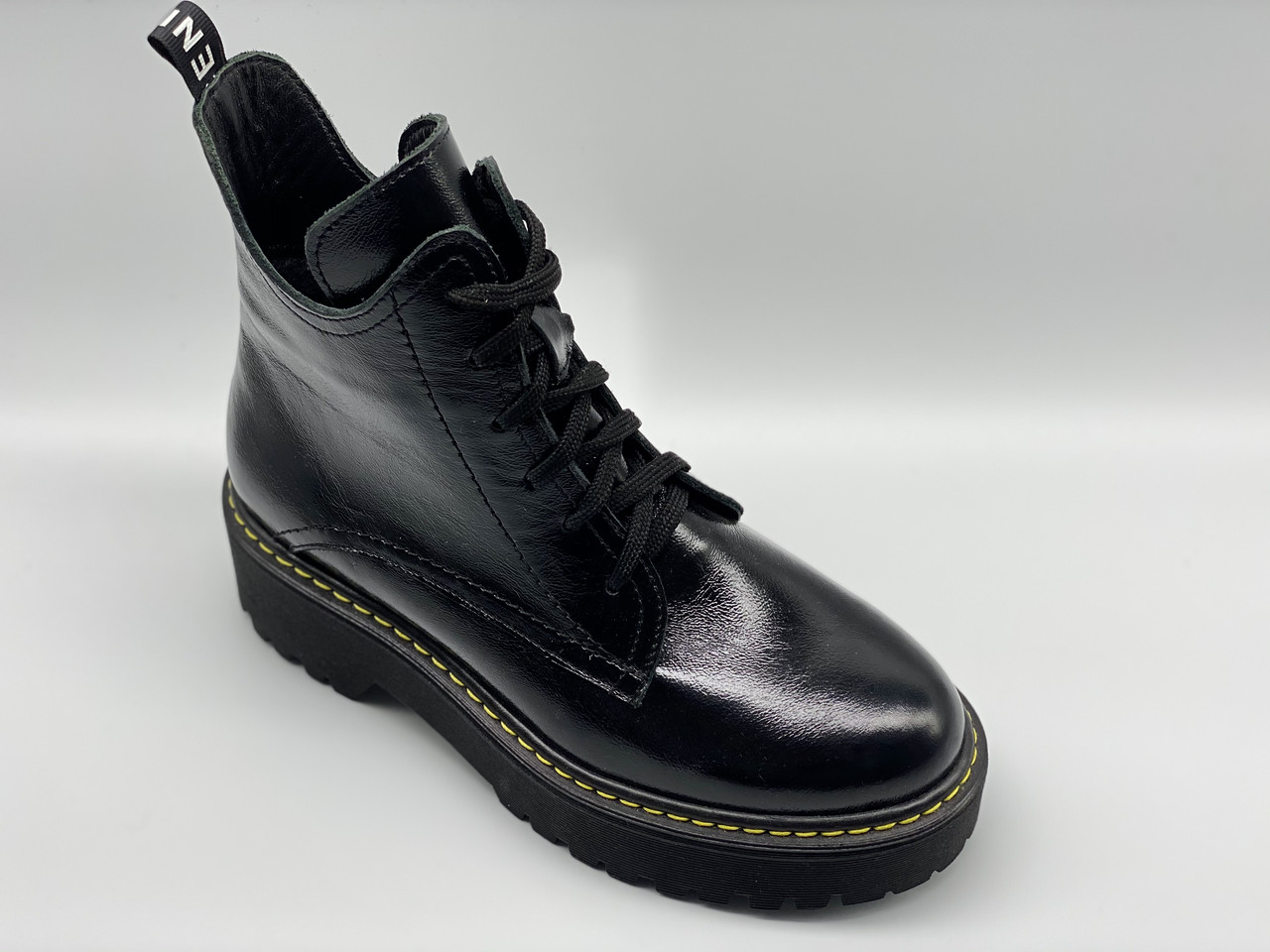 

Женские ботинки L-fashion 268 40 размер черные