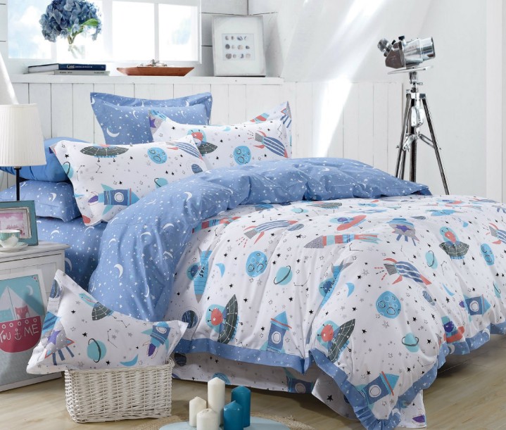 

Комплект постельного белья Космические приключения CottonTwill 1-спальный 150х220 см Бязь (ДРБ040-2)