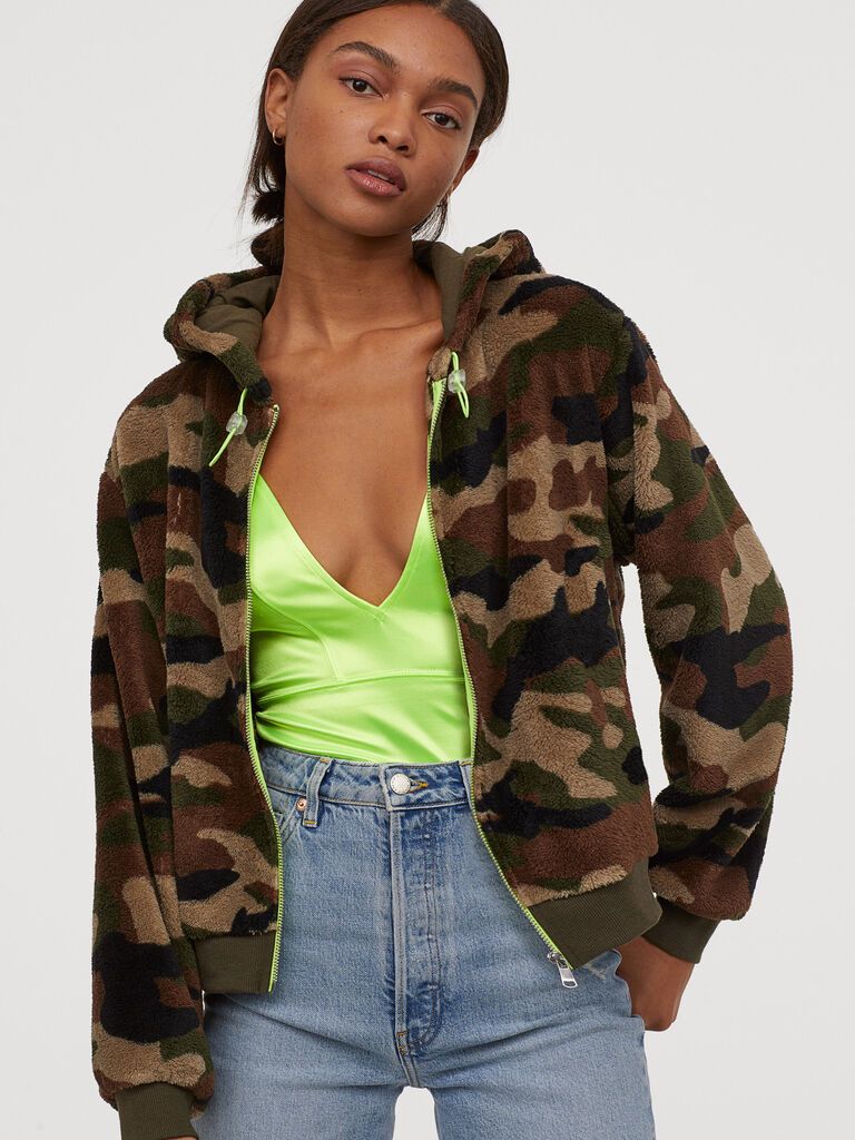 

Толстовка H&M 060809344 S Хаки с коричневым