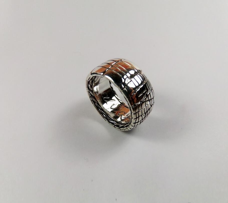 

Кольцо Maxi Silver 4112 SE, размер 20