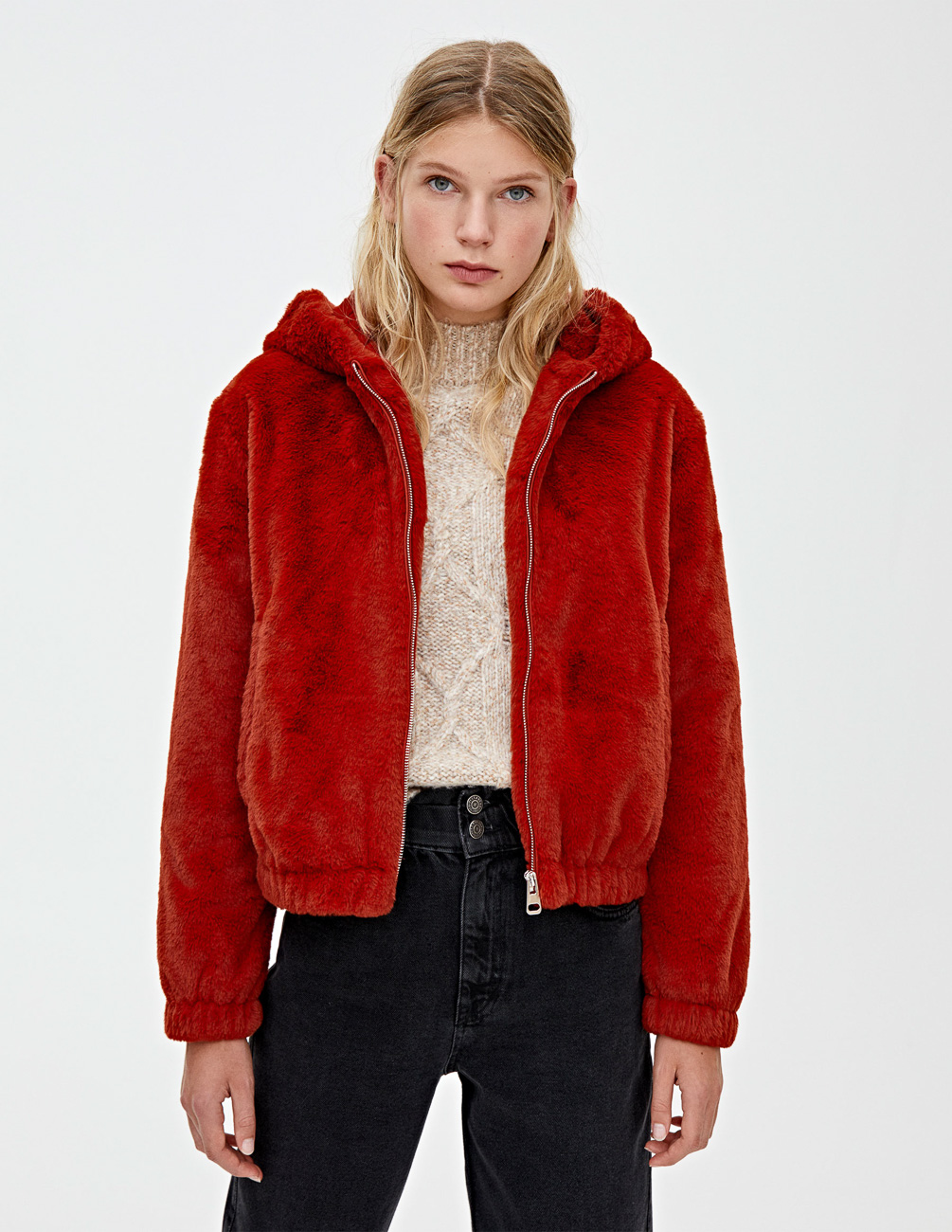 

Шуба PULL & BEAR Ж1055837 (9714/321/670) цвет красный S