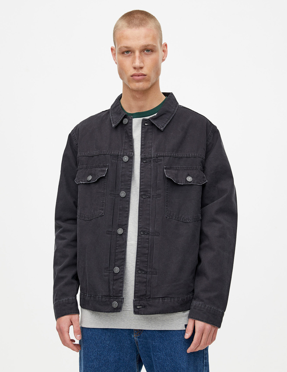 

Джинсовка PULL & BEAR М0107821 (5710/503/807) цвет темно-серый S