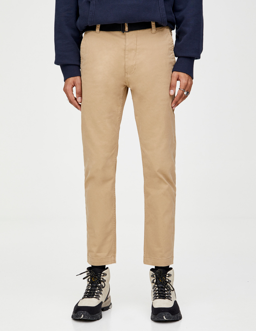

Брюки PULL & BEAR М0107553 (5671/503/700) цвет бежевый 31