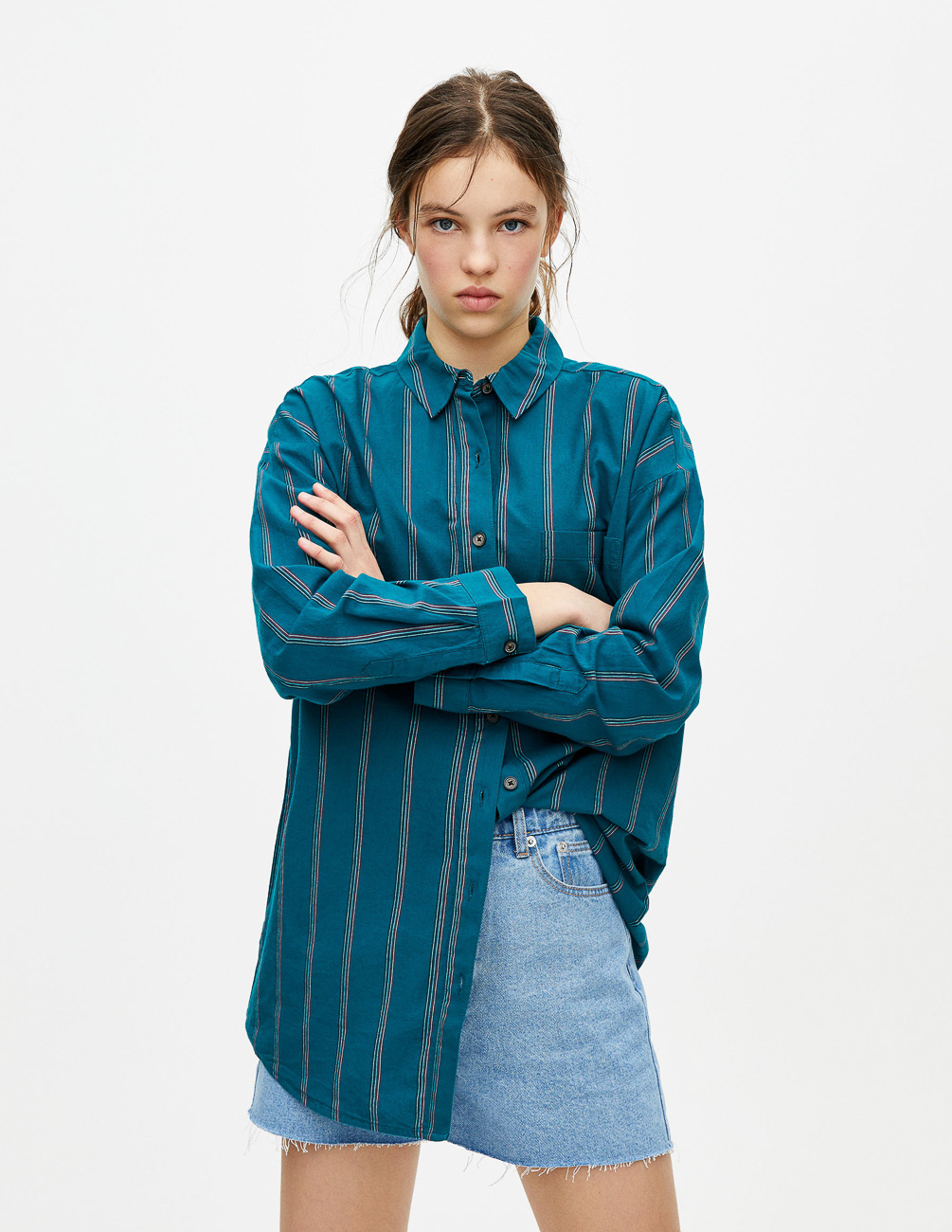 

Рубашка PULL & BEAR Ж1056055 (9473/306/500) цвет синий, Рубашка PULL & BEAR Ж1056055 (9473/306/500) цвет синий L