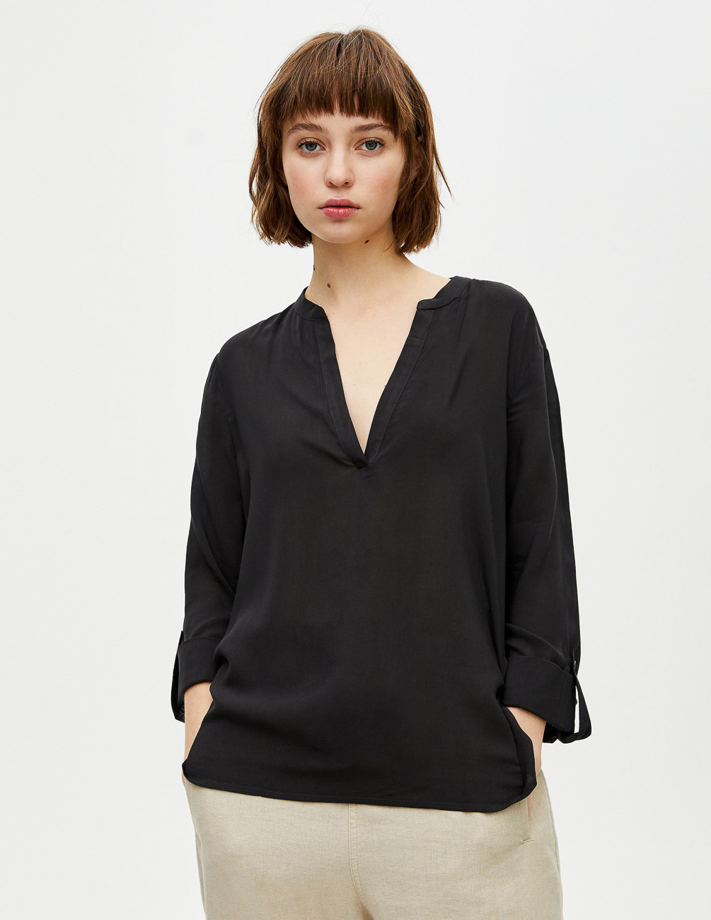 

Блуза PULL & BEAR Ж1056489 (5470/208/800) цвет черный S