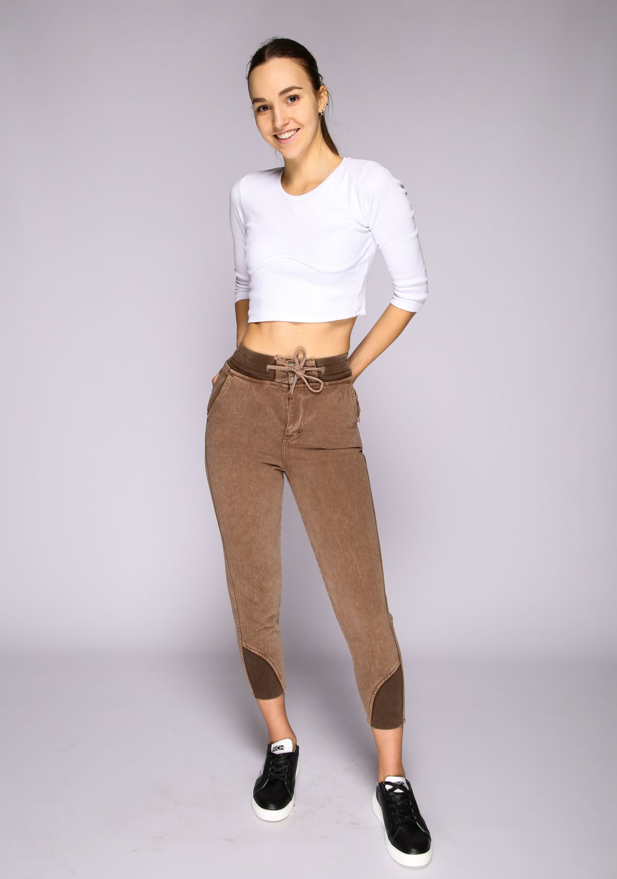 

Джинси Ella Woman M-007 40 Коричневий