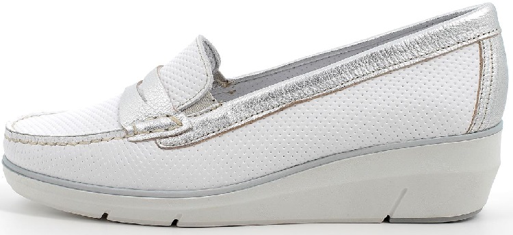 

Туфли IMAC 706520 1405/001 40р белые