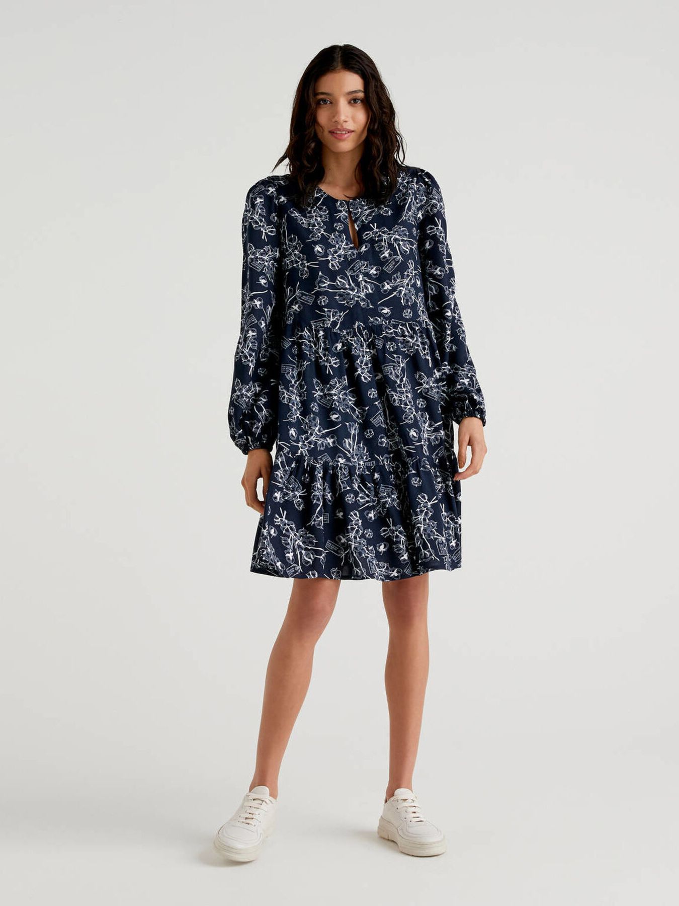 

Платье United Colors of Benetton 4XUA5VCE5-75K L