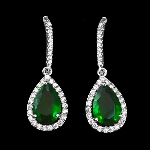 

Вечерние серьги Космос DiaDemaGrand Серебряный с зеленым камнем (0418134-15-7)