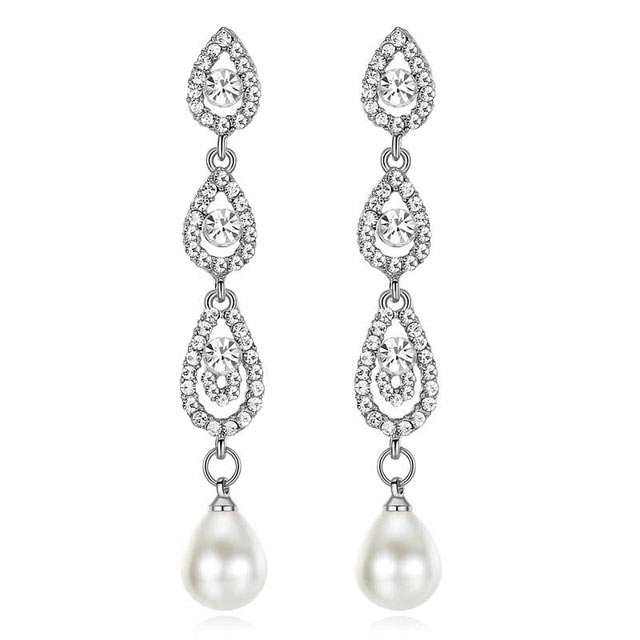 

Серьги для невесты Капля блеска DiaDemaGrand Серебряный с белым камнем (061873-15-2)