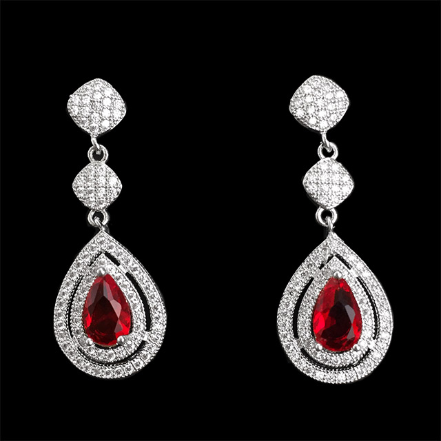 

Женские серьги Пестрые DiaDemaGrand Серебряный с красным камнем (0418100-15-10)