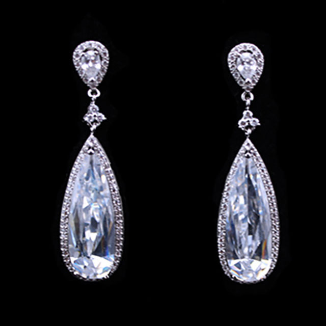 

Серьги Каплеподобные DiaDemaGrand Серебряный с белым камнем (061675-15-2)