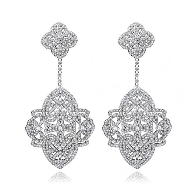 

Серьги Искрометные DiaDemaGrand Серебряный с белым камнем (041710-15-2)