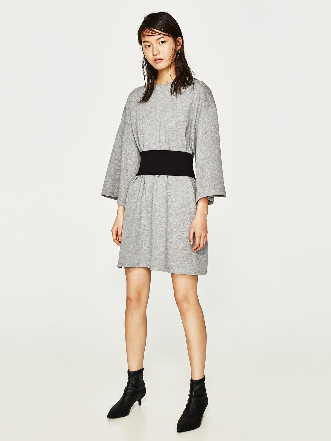 

Платье Zara 5039-080-803-ABKU M Серое