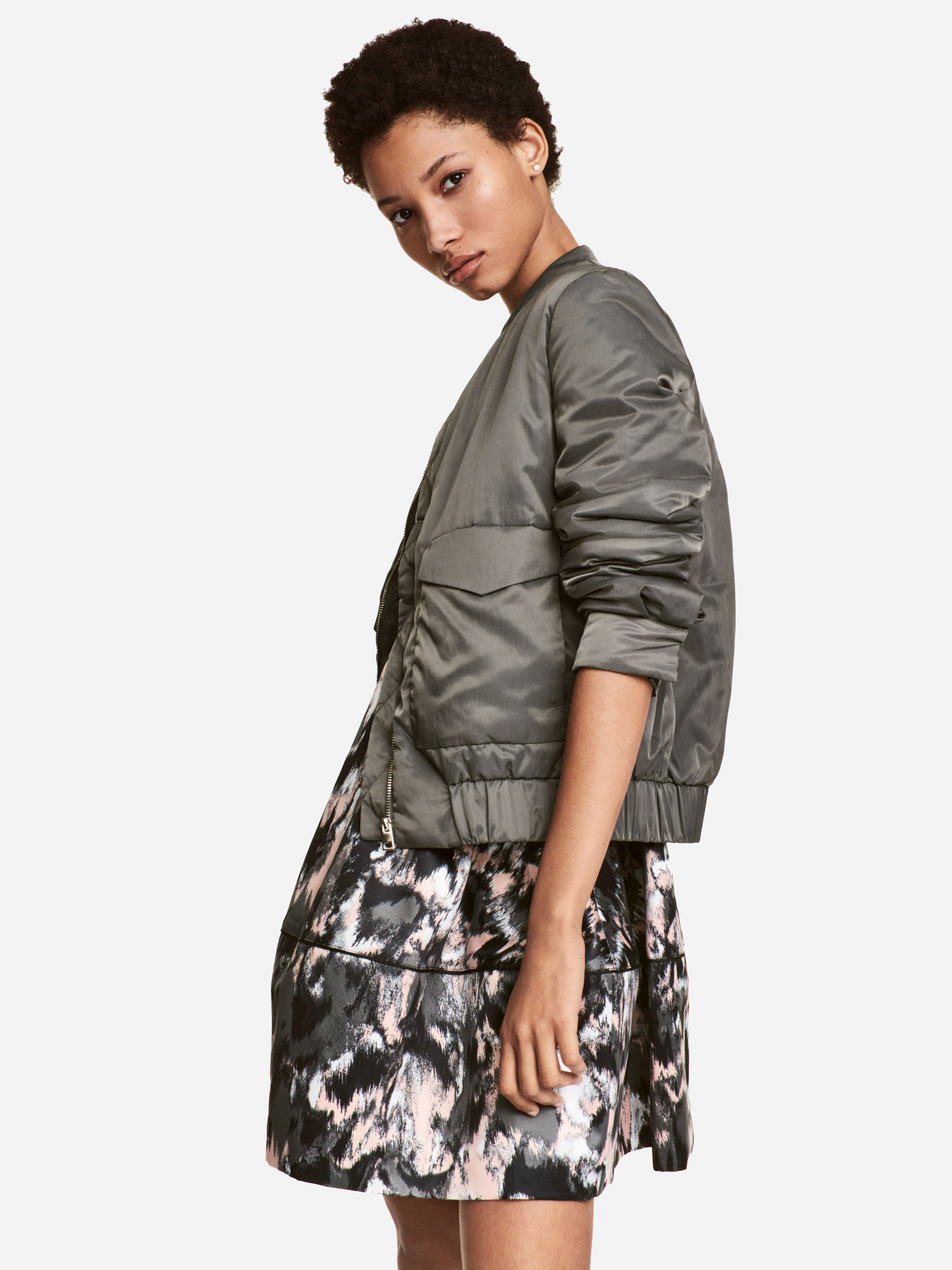 

Бомбер H&M 4752265-ACXO 38 Темно-зеленый