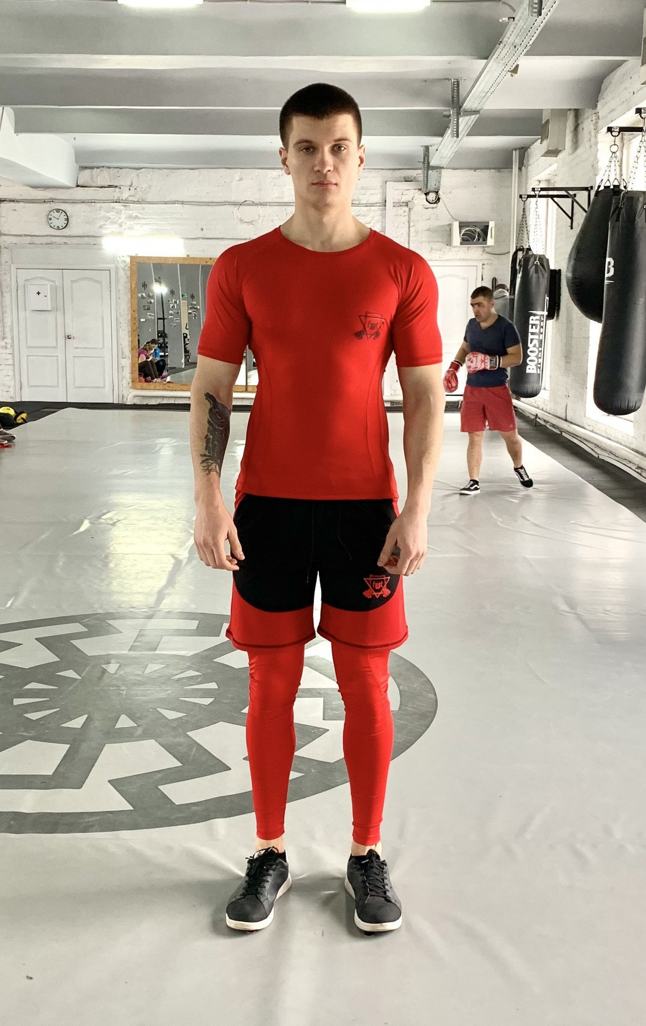 

Спортивный мужской набор (Рашгард тайтсы шорты) Armm inferno 3 1 FitU L Красный