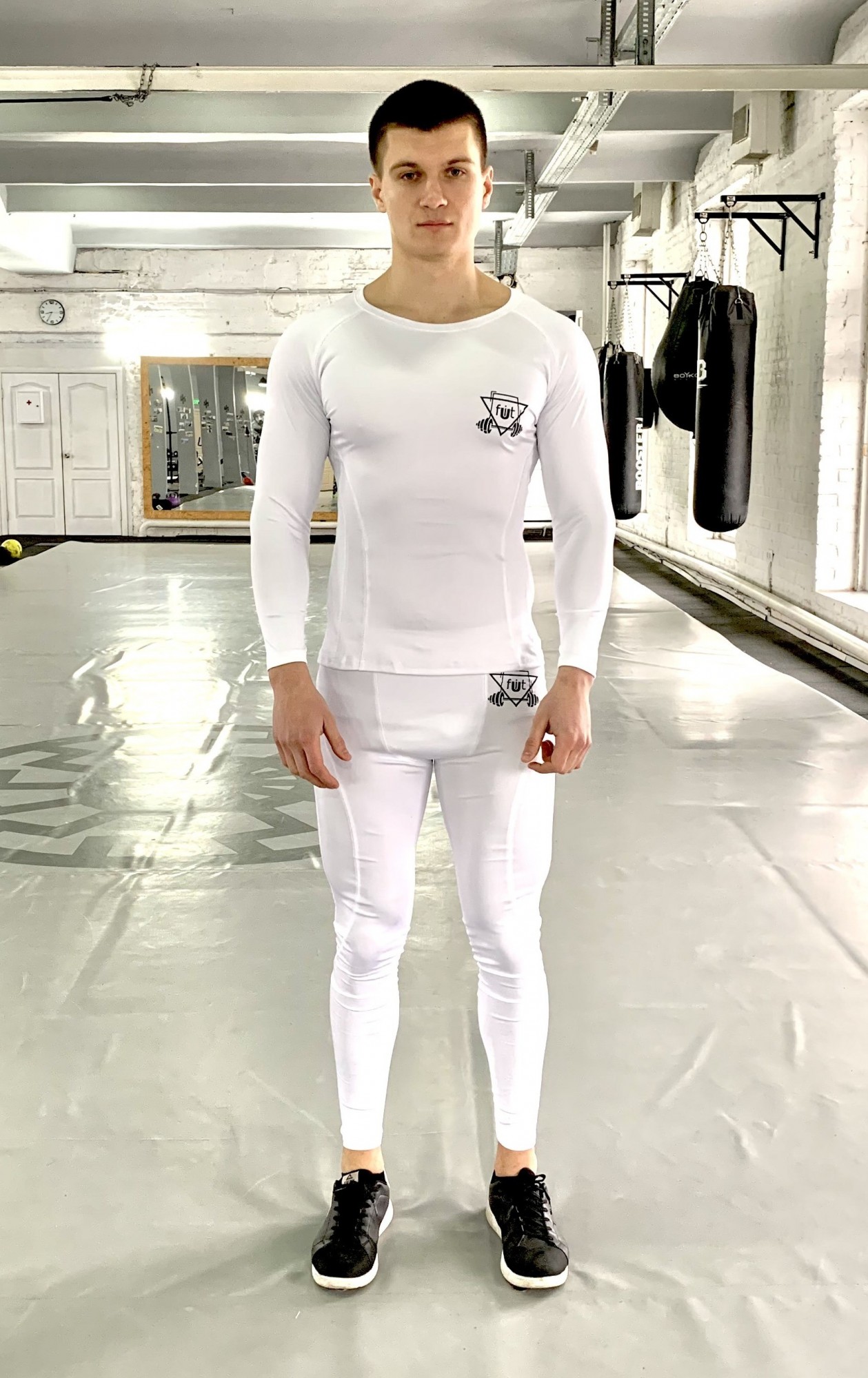 

Компрессионный мужской рашгард Rush white FitU XL Белый