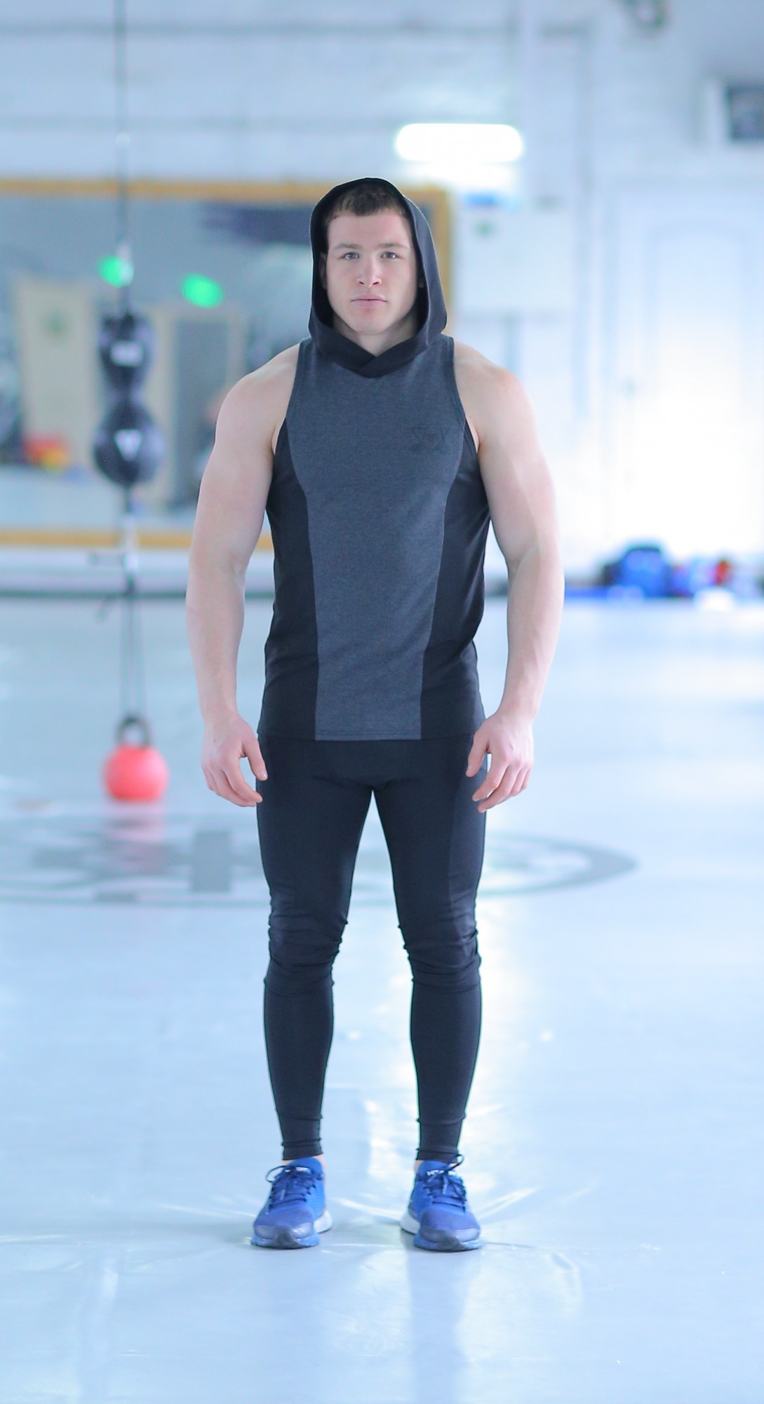 

Спортивный мужской набор Hush gray 2 1 FitU M Серый