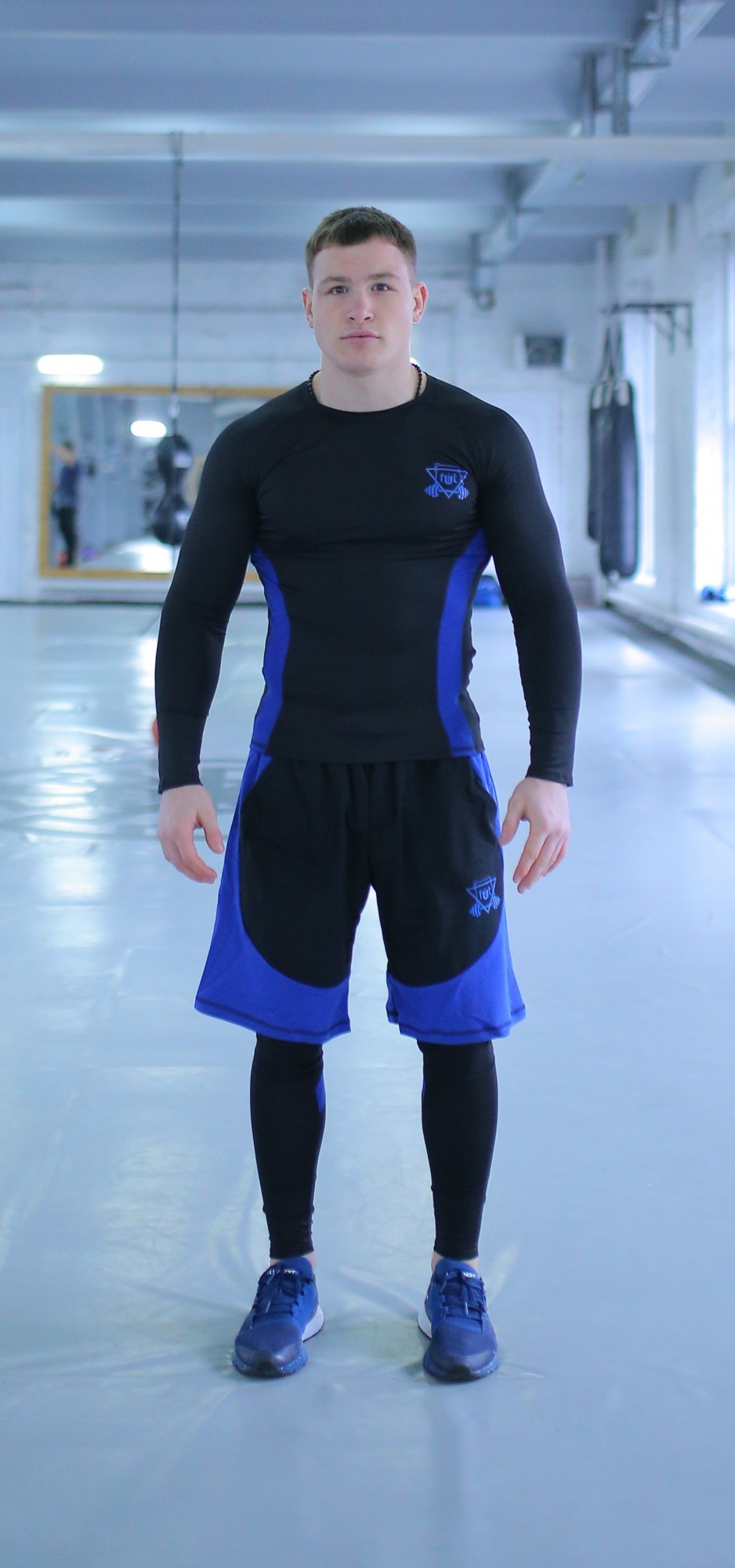 

Спортивный мужской набор Rush blue 3 1 FitU L Черный