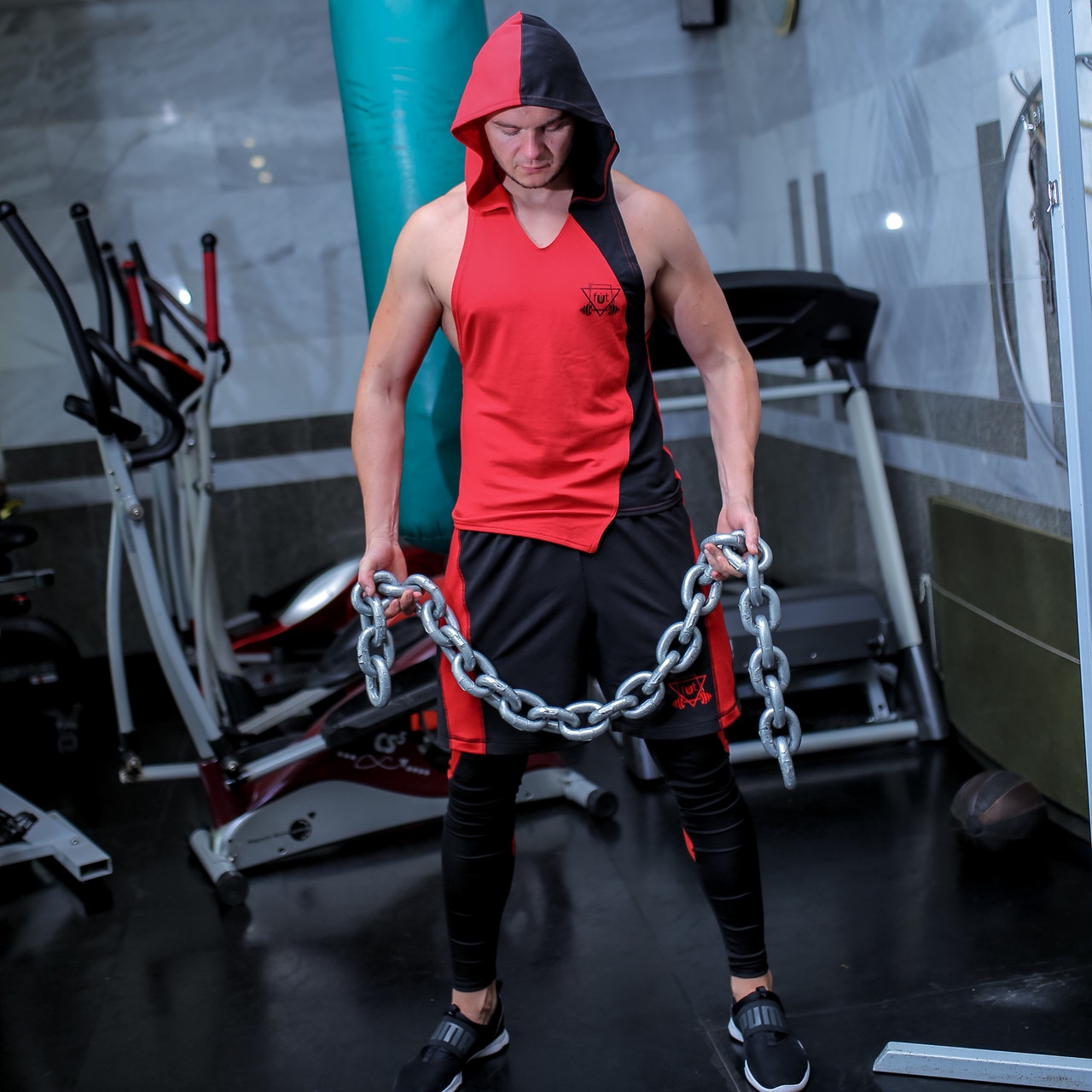 

Спортивный мужской набор Shadow red 3 0 FitU M Красный