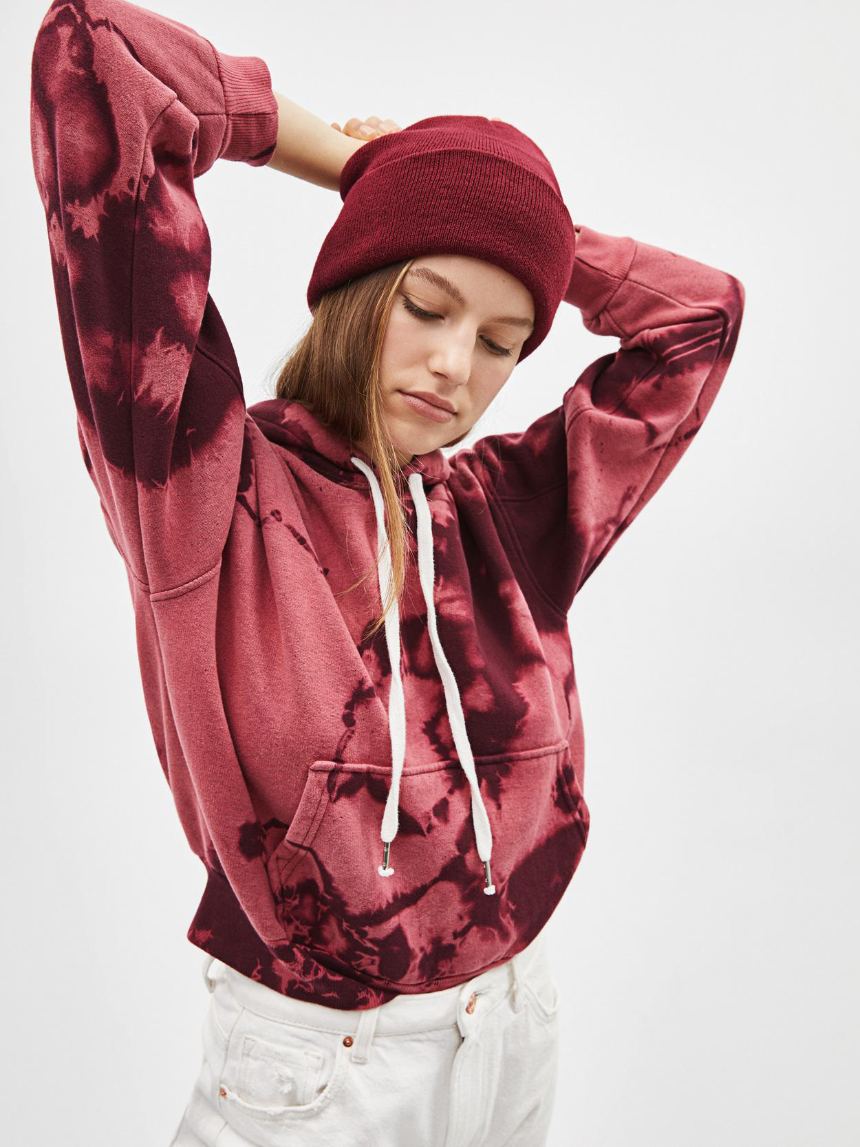 

Худи Bershka 1928-498-122-ABVN XS Бордовое