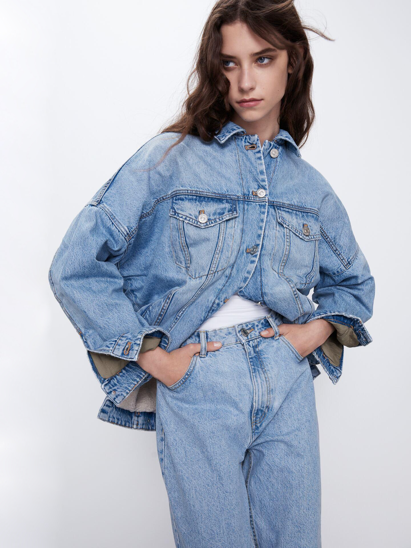 

Джинсовая куртка Zara 5252-214-400-ACUT M Джинсовая