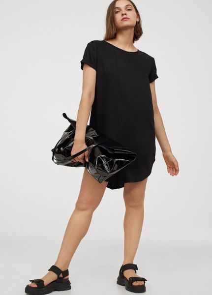 

Платье H&M S черное (1099-134)