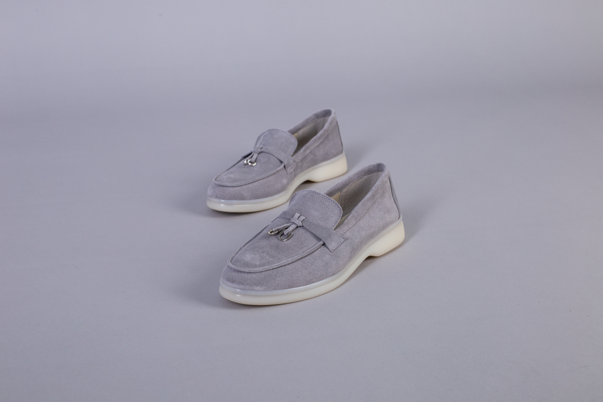 

Лофери замшеві LuxuryShoes 6602-2/40 Сірі