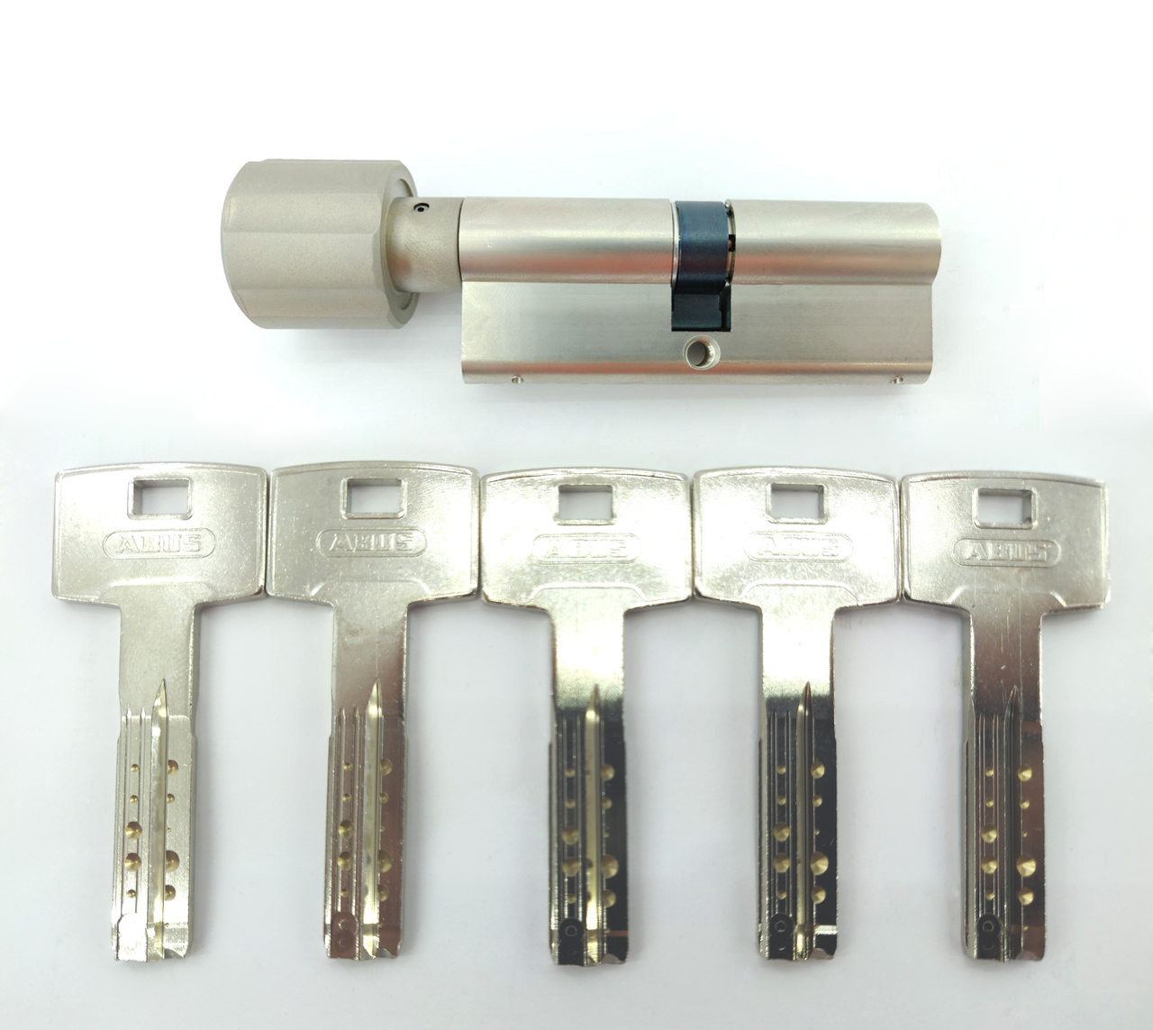 

Цилиндр Abus Compact M12R 105 мм (50х55T) ключ/тумблер